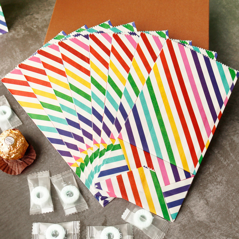 Küçük Kağıt Torbalar Gökkuşağı - Event Party Box incelemesi ve fiyatı